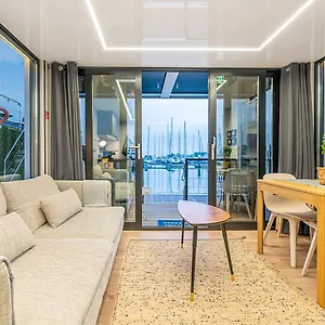  Úszó hotel The Homeboat Company Parque Nacoes-lisboa
